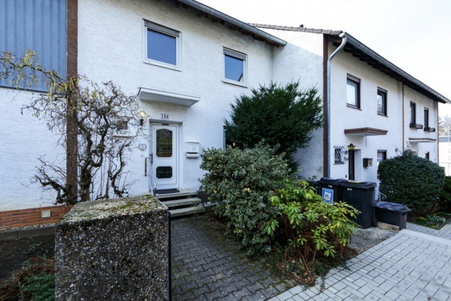 Au�enansicht Reihenmittelhaus Wiesbaden