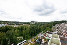 Mit Blick in den Kurpark Lichtdurchflutete Terrassenwohnung mit Kurpark- und Fernblick