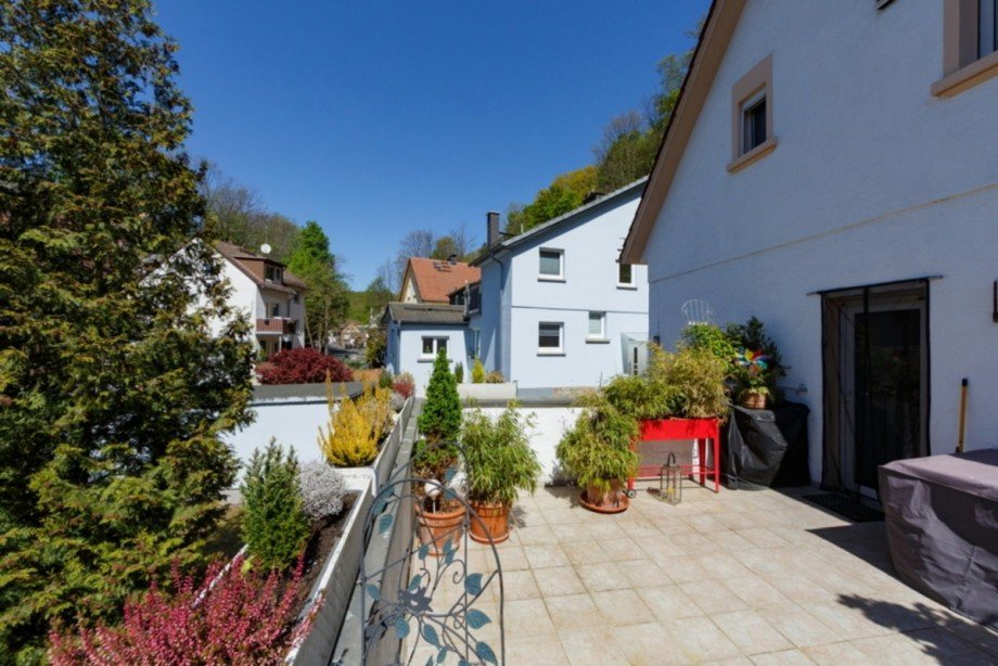 Gro�e Terrasse - Westausrichtung Einfamilienhaus Wiesbaden