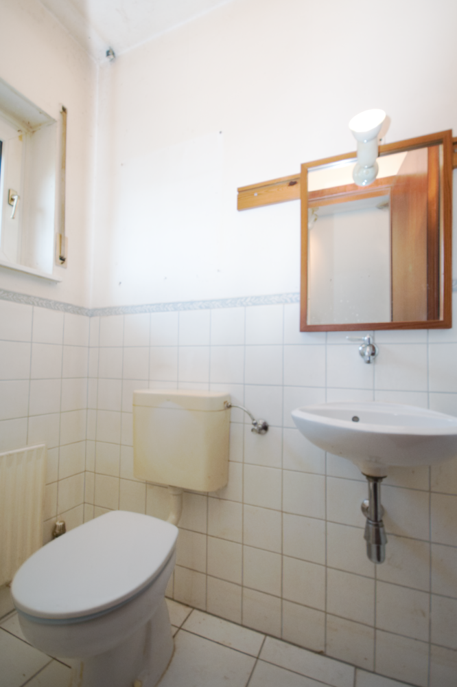 G�ste-WC Reihenhaus Taunusstein
