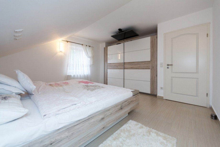 Schlafzimmer DG Einfamilienhaus Heidenrod / Dickschied