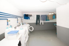 Waschkeller Attraktiver Preis und niedriges Hausgeld: Renovierungsbed�rftige Wohnung f�r Anpacker!