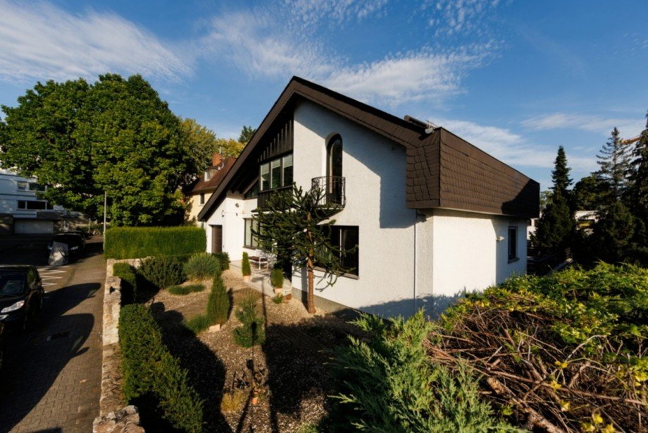 Au�enansicht 2 Einfamilienhaus Wiesbaden / Nordost