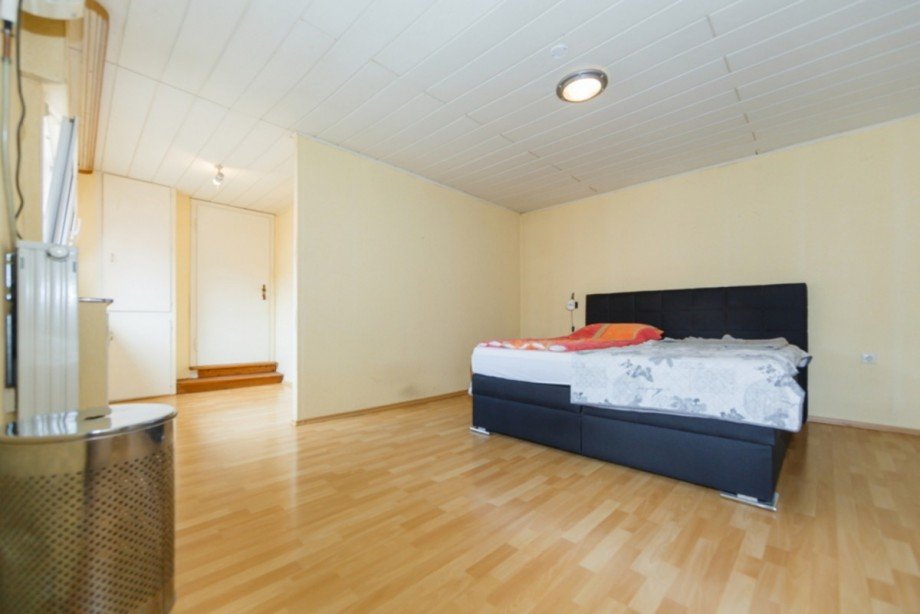 Schlafzimmer DG Doppelhaush�lfte Aarbergen / R�ckershausen