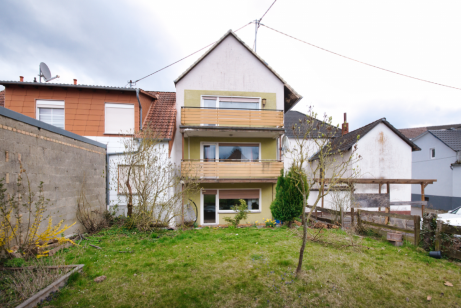 Anbau aus 1976 Mehrfamilienhaus Hohenstein