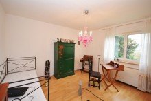 Schlafzimmer EG Ein- bis Zweifamilienhaus in Alleinlage von Taunusstein - Die Natur ist ihr Nachbar !