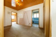 Diele - OG Familientraum oder solide Kapitalanlage? Attraktives Dreifamilienhaus in Walldorf!