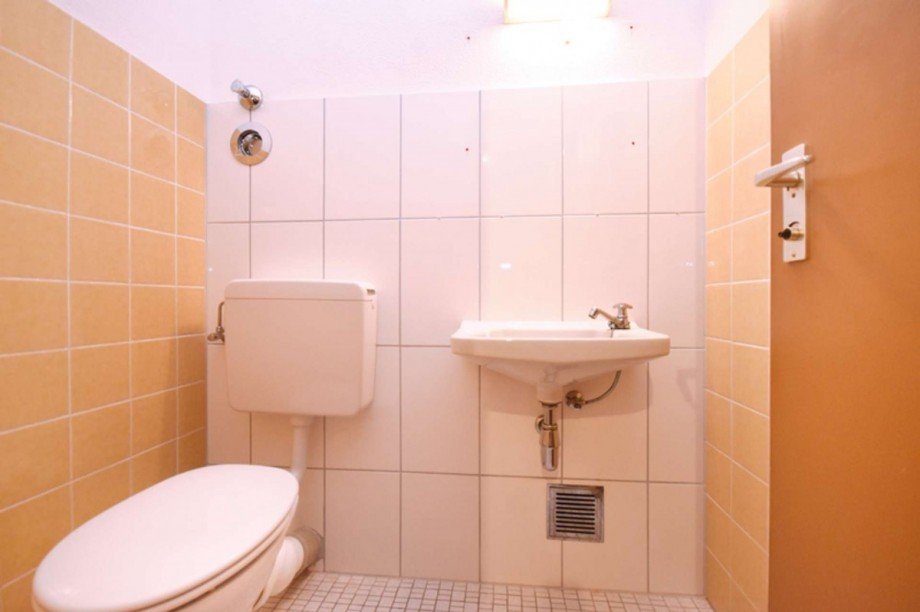 G�ste-WC Etagenwohnung Taunusstein
