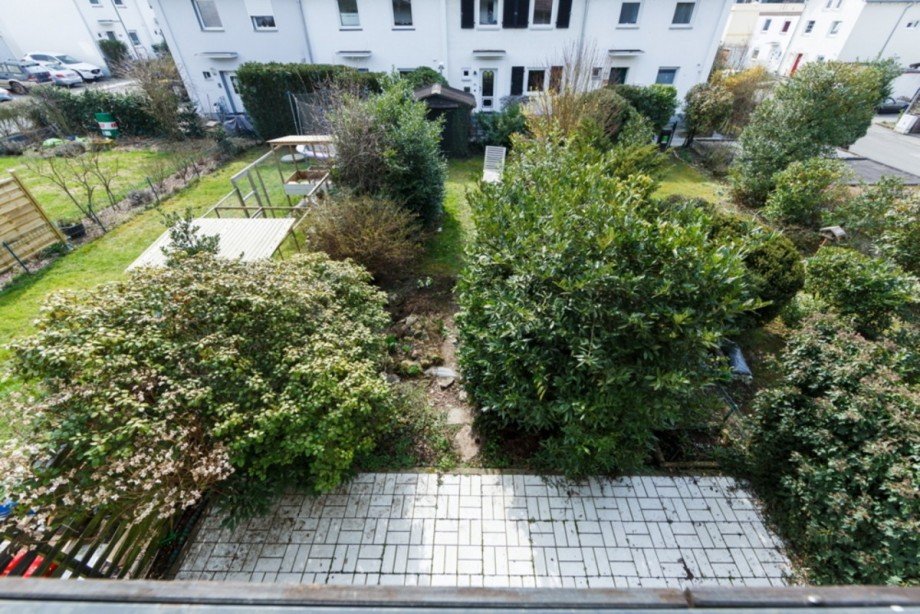 Blick in den Garten Reihenmittelhaus Wiesbaden