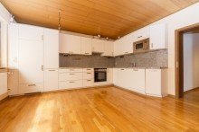 Gro�e, hochwertige K�che - EG Familientraum oder solide Kapitalanlage? Attraktives Dreifamilienhaus in Walldorf!