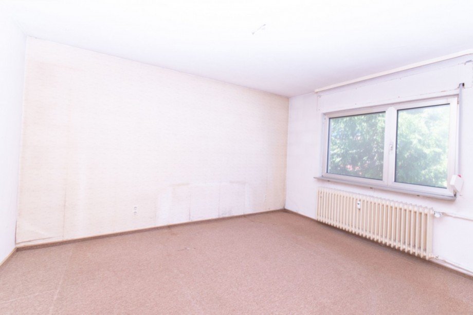 Schlafzimmer OG Mehrfamilienhaus R�sselsheim