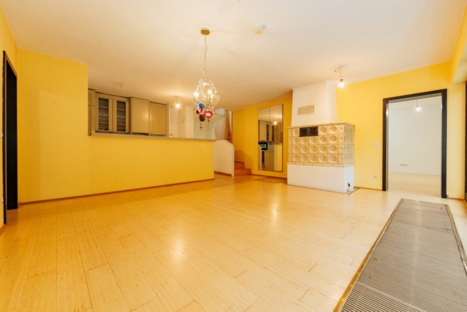 Lichtdurchflutetes, gro�es Wohnzimmer... Einfamilienhaus Idstein / Ehrenbach
