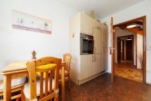 ...mit Essecke und M�glichkeit zur Wand�ffnung zum Wohnzimmer Walluf: Familientraum in Toplage!