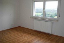 Schlafzimmer Kapitalanleger aufgepasst: Modernisiertes Mehrfamilienhaus in Heidenrod