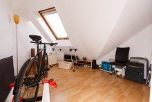 Arbeitszimmer im oberen Geschoss Traumhafte Maisonettewohnung mit S�dbalkon und Tiefgaragenstellplatz