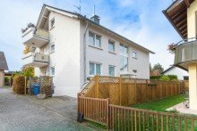 Vorderseite Helle, moderne und altersgerechte Wohnung im sch�nen Eltville zu verkaufen.