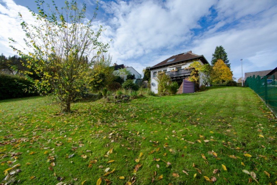 Gro�es Grundst�ck... Einfamilienhaus Idstein
