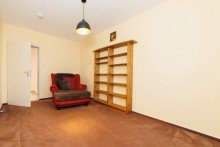 Gut geschnittenes Kinderzimmer Helle, gut geschnittene Wohnung in ruhiger Lage von Taunusstein Bleidenstadt