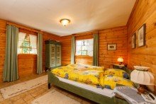 Zweites Schlafzimmer im oberen Stockwerk Naturnahe Villa oder gro�es Mehrgenerationenhaus? Sie haben es in der Hand!