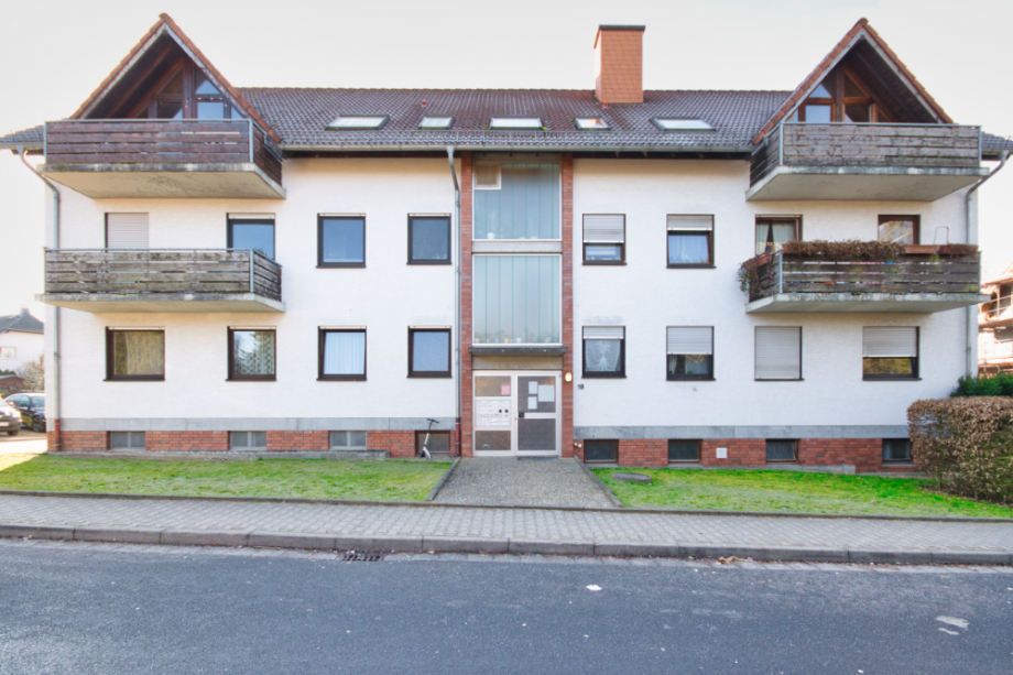 Eingangsbereich Etagenwohnung Taunusstein