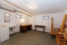 Gro�er Keller mit Wasser und Strom Erstbezug nach Sanierung: Wohnung mit Traumblick am Sonnenhang - Keine K�uferprovision
