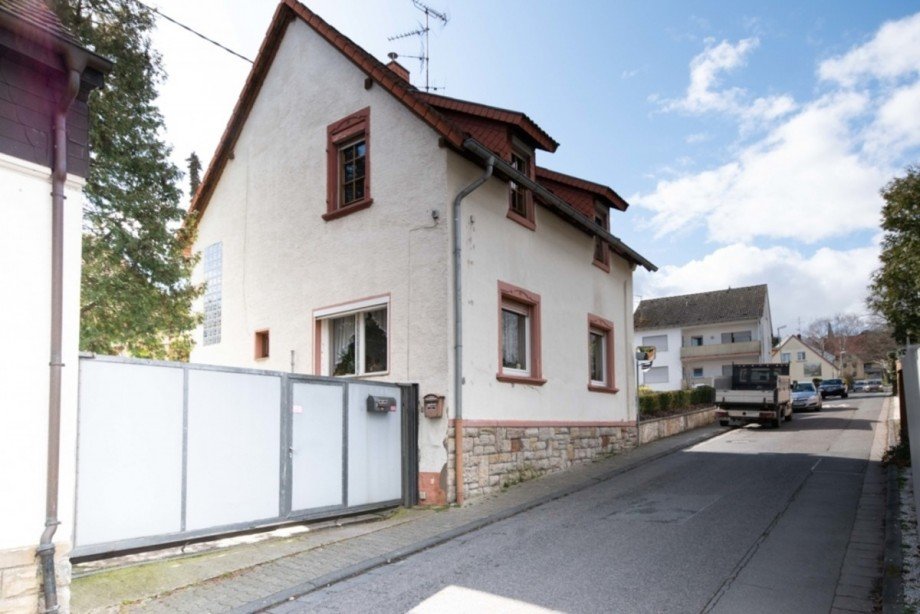 Stra�enansicht Freizeitgrundst�ck Gau-Bischofsheim