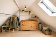 Ankleidezimmer - Dachgeschoss Helle Maisonette-Wohnung mit Loggia und zus�tzlicher Dachgeschossebene