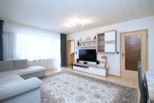 Gut geschnittene, helle Wohnung Viel Wohnung f�rs Geld: Gr�n, gepflegt & gut geschnitten am Hahner Sonnenhang