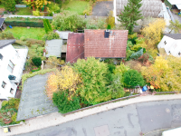 Hauptbild Solides Haus mit großem Wohnbereich, XL-Balkon und Garten