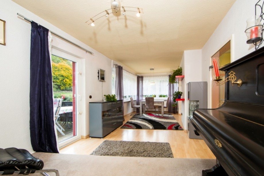 Zugang zum gro�en Balkon Einfamilienhaus Idstein