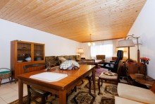 Wohnzimmer Souterrain Willkommen in Ihrem neuen Bungalow - Ein Zuhause voller Potenzial