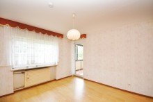 Schlafzimmer mit Zugang zum beheizten Wintergarten Bungalow mit Einliegerwohnung im Dornr�schenschlaf