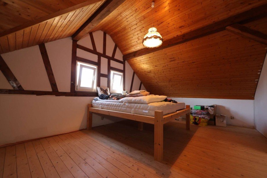 Gro�es Studio im Dachgeschoss Einfamilienhaus Hohenstein