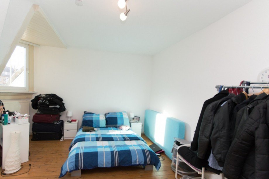 Schlafzimmer Dachgeschosswohnung Wiesbaden