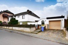 Garage & sep. Garteneingang Familientraum mit Ausbaupotential im Gr�nen!
