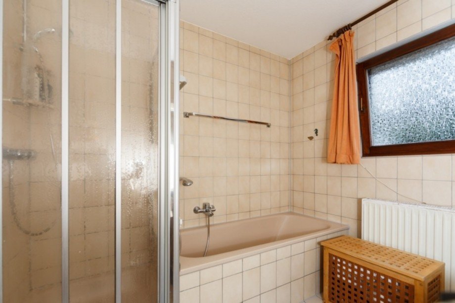 Dusche und Wanne Terrassenwohnung Mainz