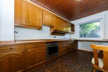 Gut geschnittene K�che Terrassenwohnung mit kleinem Garten in ruhiger, gr�ner Lage von Wiesbaden Biebrich