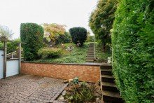 Sonniger S�dgarten Klein, aber fein: Traumhaft modernisiertes Reihenendhaus in guter Lage