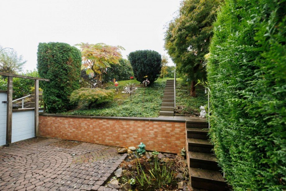 Sonniger S�dgarten Reihenendhaus Bad Schwalbach