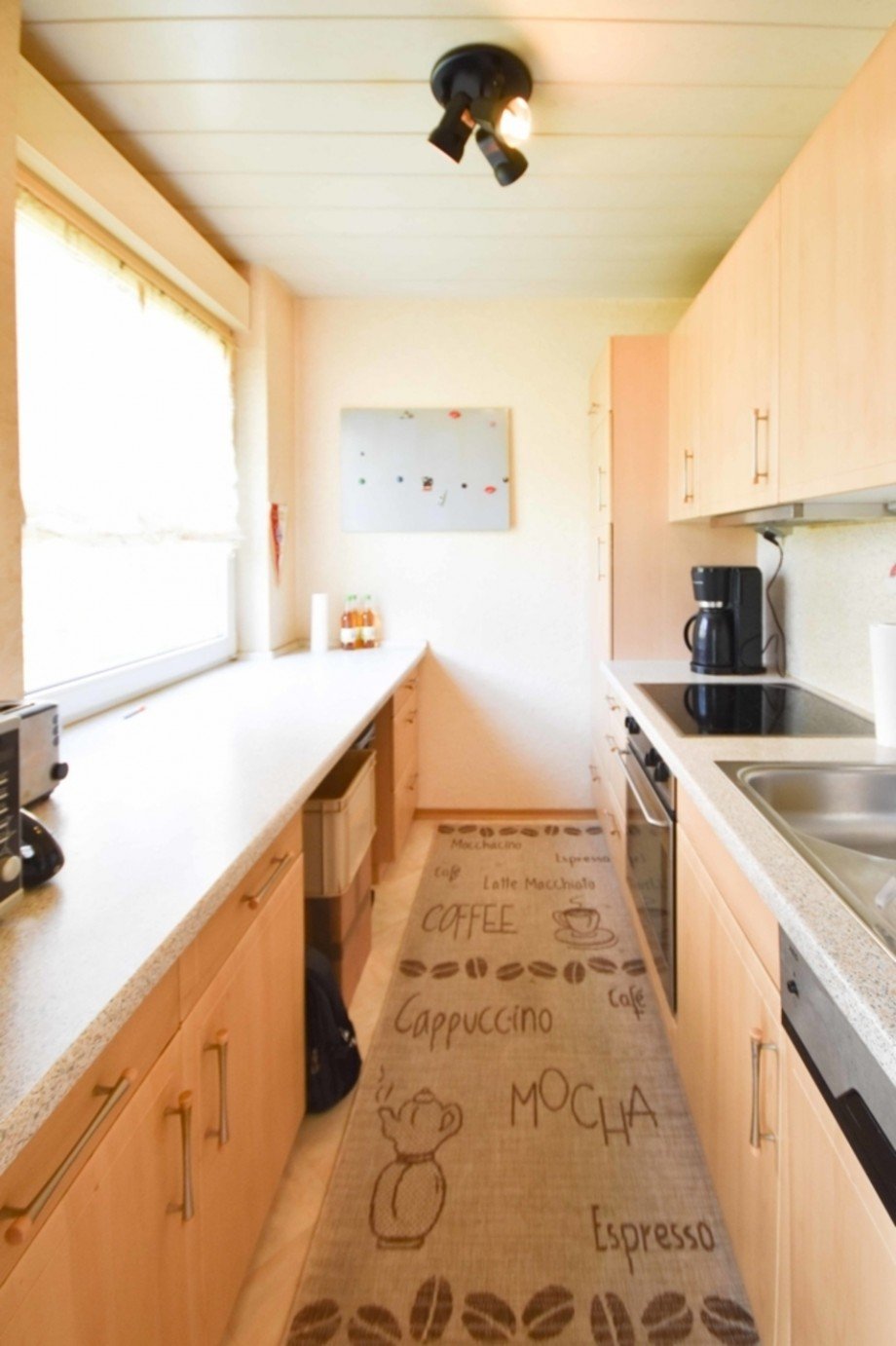 Helle K�che Etagenwohnung Taunusstein / Hahn