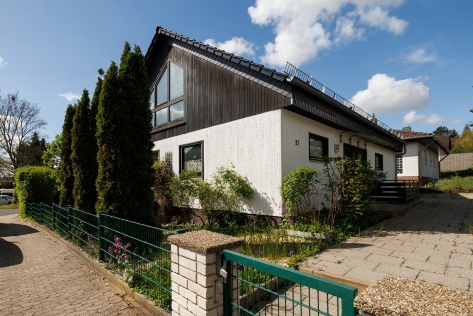 Stra�enansicht Einfamilienhaus Walluf