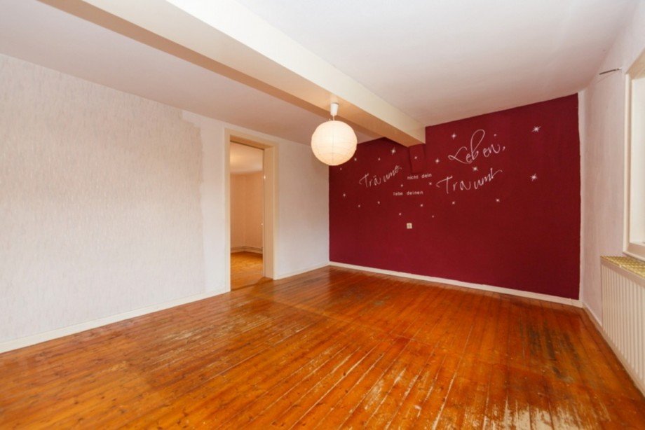 Zimmer 1 OG Einfamilienhaus Schlangenbad / Hausen vor der H�he