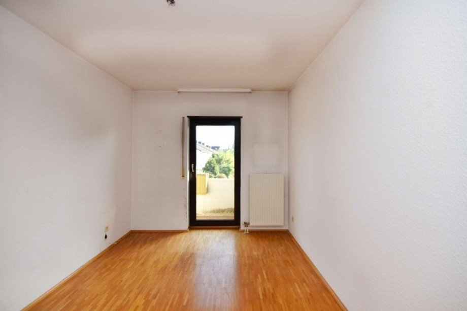 Fair verteilt: 2 gleichgeschnittene Kinderzimmer mit Balkon OG Reihenendhaus Weiterstadt