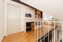 Traumhafte Galerie... Traumhafte Maisonettewohnung mit S�dbalkon und Tiefgaragenstellplatz