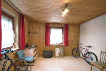 Wohnzimmer EG Sanierungsobjekt mit Potenzial - Haus in guter Lage von L�hnberg