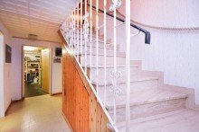 Kellertreppe Familientraum mit Ausbaupotential im Gr�nen!
