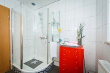 ...mit Dusche EG Modernisiertes Traumhaus in Feldrandlage