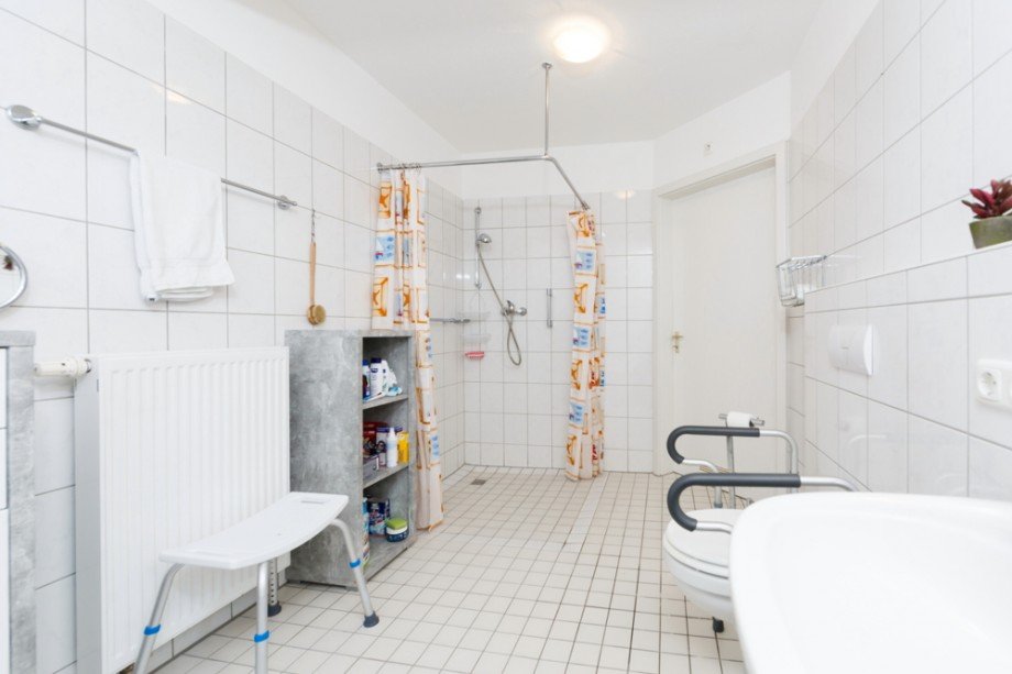 ...mit ebenerdiger Dusche Terrassenwohnung Taunusstein