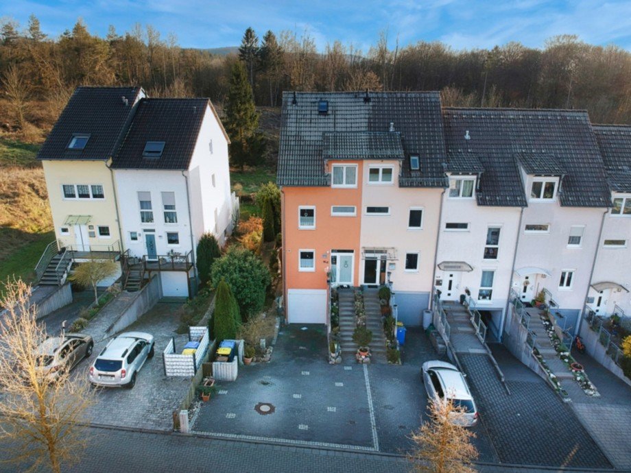Au�enansicht Reiheneckhaus Taunusstein / Wehen