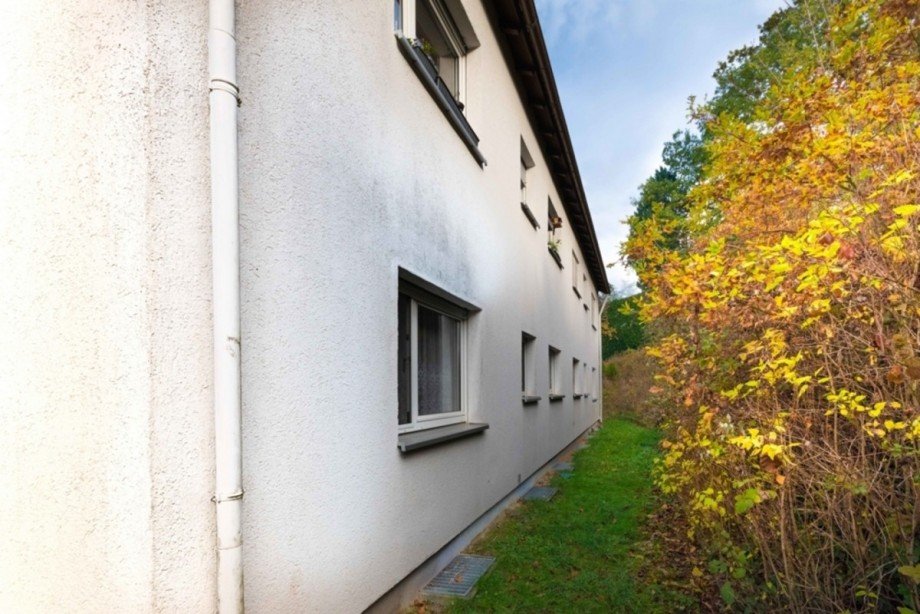 R�ckseite Mehrfamilienhaus Aarbergen / Hausen �ber Aar